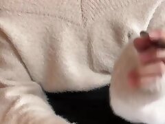 rvROYDr3 Natural-Breasted Asian Teen's Tight Pussy Gets Skillful Teasing