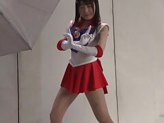 GHMT52_03 Flexible Asian Gymnast Displays Her Bedtime Acrobatics