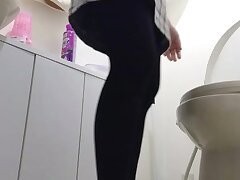 maetoire Japanese Bimbo Goes Wild With Kinky Toys During Sultry Live Show