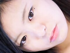 SMJ12 Sizzling F-Cup Housewife Reveals Her Irresistible Curves Live