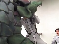 GIGP39_01 Sultry Bikini Babe Teases with Tempting Touches and Seductive Smiles