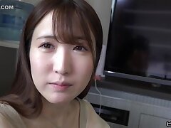 FC2-PPV-3632235 Seductive Japanese Beauty Gives Impressive Blowjob Performance