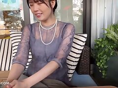 FC2-PPV-4498768 Sultry Japanese Woman Provides Unforgettable Handjob Pleasure