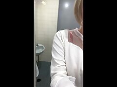 m20 Japanese Beauty Pleases with Unforgettable Oral Skills