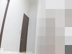 mi37 Hot Straight Babe With Sexy Lips Teases Her Wet Pussy