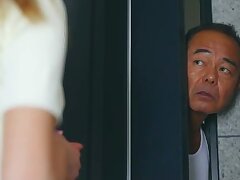 FSDSS-721 Seductive Maid Haruka Itoh Satisfies With Her Expert Oral Skills