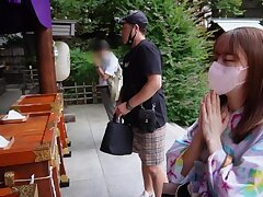 529STCV-220 Three Tempting Beauties Share an Intimate, Ecstatic Moment Together