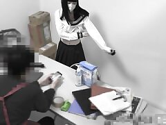 Gmen01_kou Tiny Temptress Leads Big Guy Into Hot Bedroom Adventure