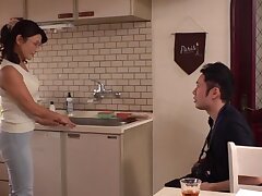 ALDN-033 Sexy Bikini Model Teasing On The Beach With Hot Boob Action